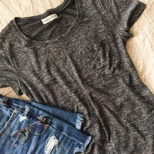 Abercrombie & Fitch Tee